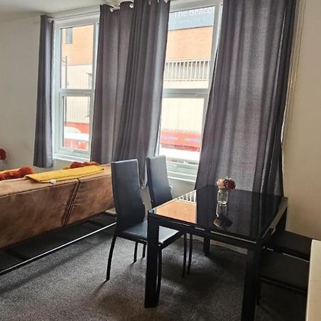 City Blessed Aptm 5 With Free Parking South Shields Exterior photo